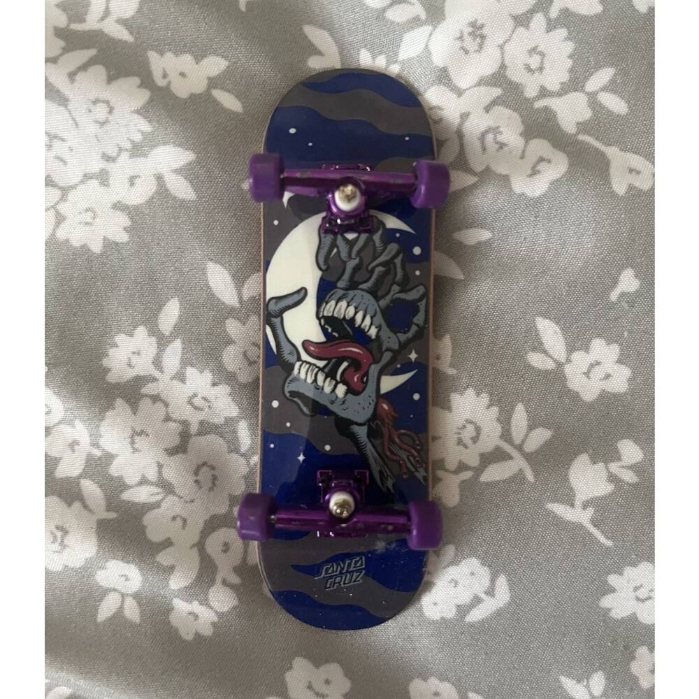 Tech Deck Santa Cruz Natas Kaupas Hand Fingerboard Blue Deck Purple Trucks